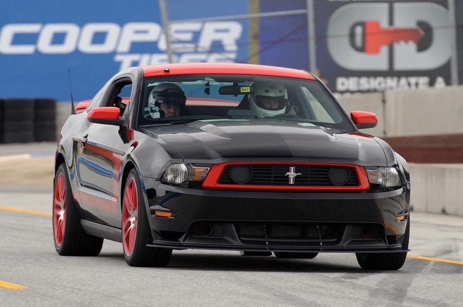  Ford Mustang Boss 302 Laguna Seca 2010 года  (фото 49 из 132)